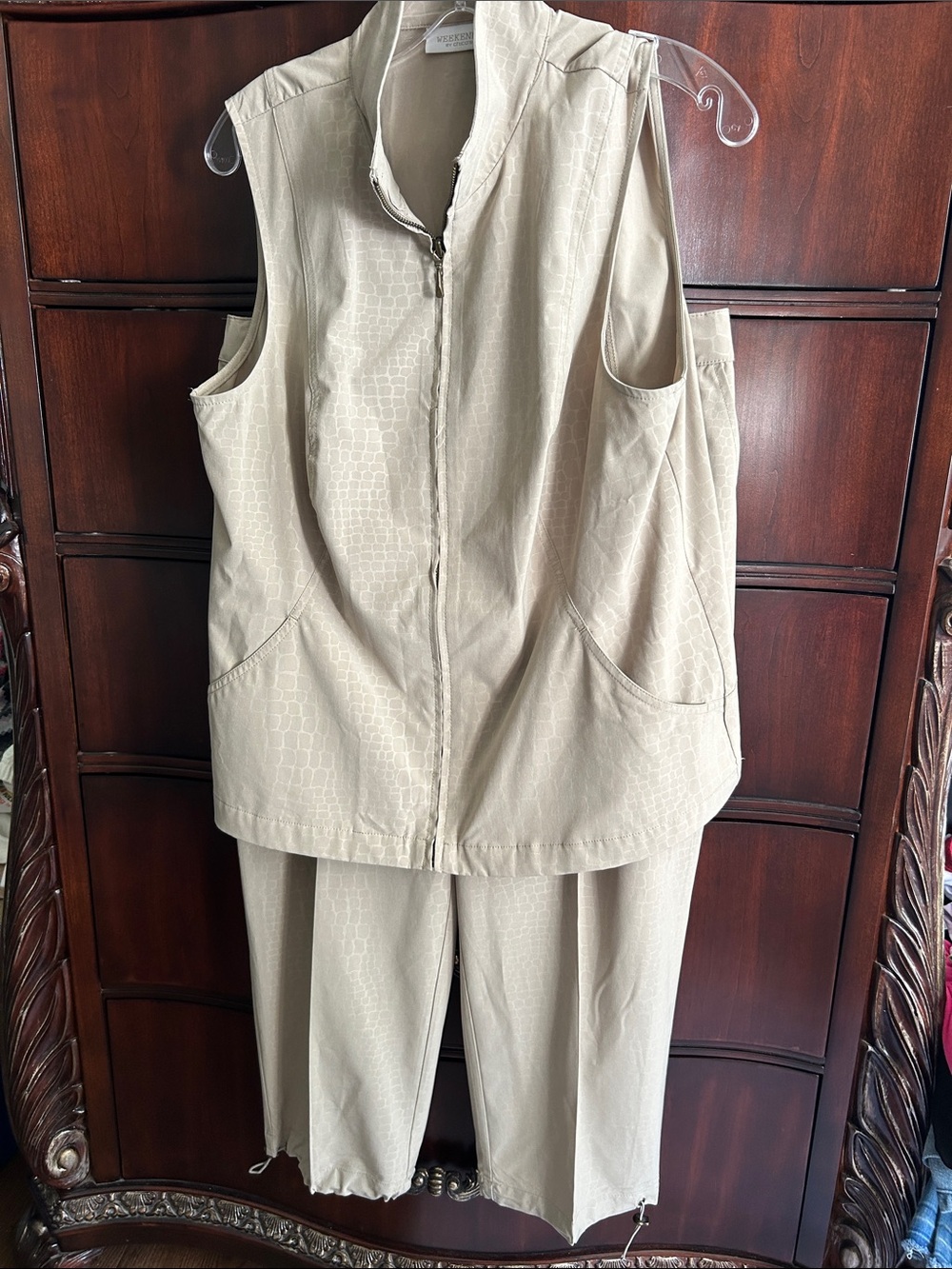 Chico's Taupe Cropped Pants with Matching Zip Vest